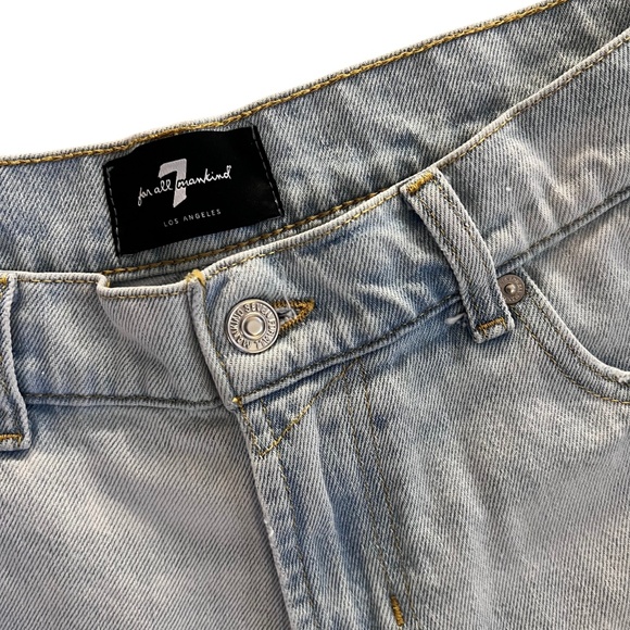 7 For All Mankind The Straight Denim Shorts Breezy Wash Size 31 EUC - Picture 3 of 7